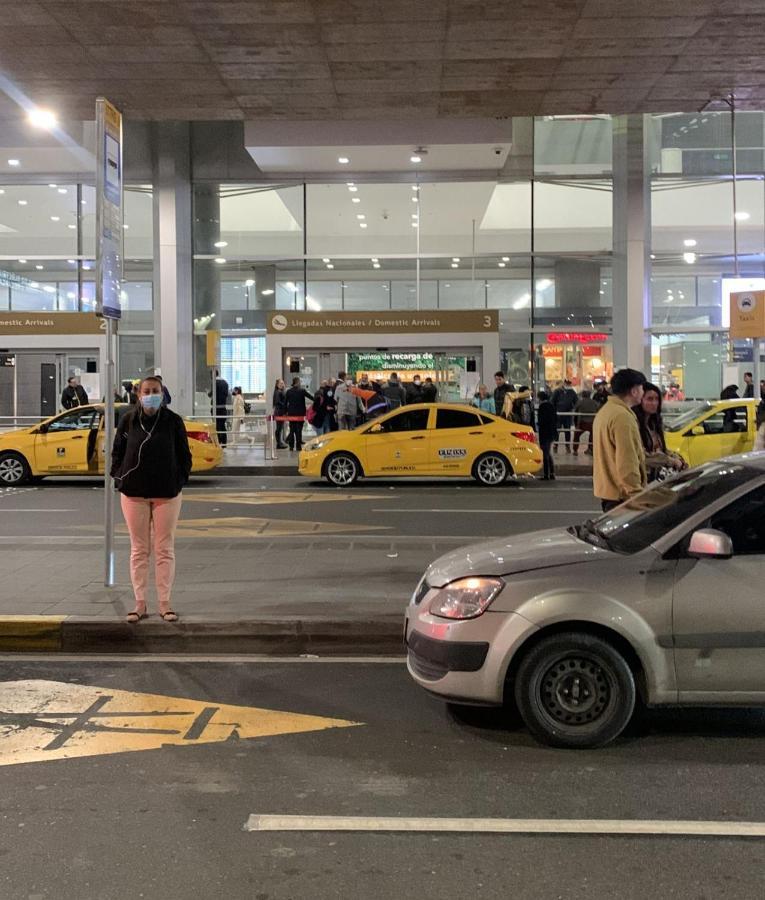 Apartaestudio Cerca Al Aeropuerto Bogota Ngoại thất bức ảnh